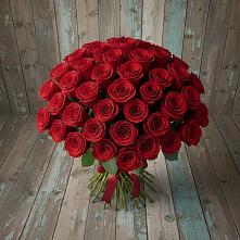 Букет 55 Красных роз Фридом #REPLACE_PRED# Воронежском