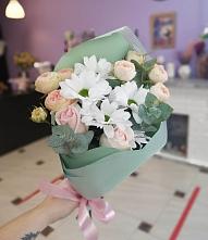 Букет цветов из:  Хризантемы и Розы #REPLACE_PRED# Воронежском