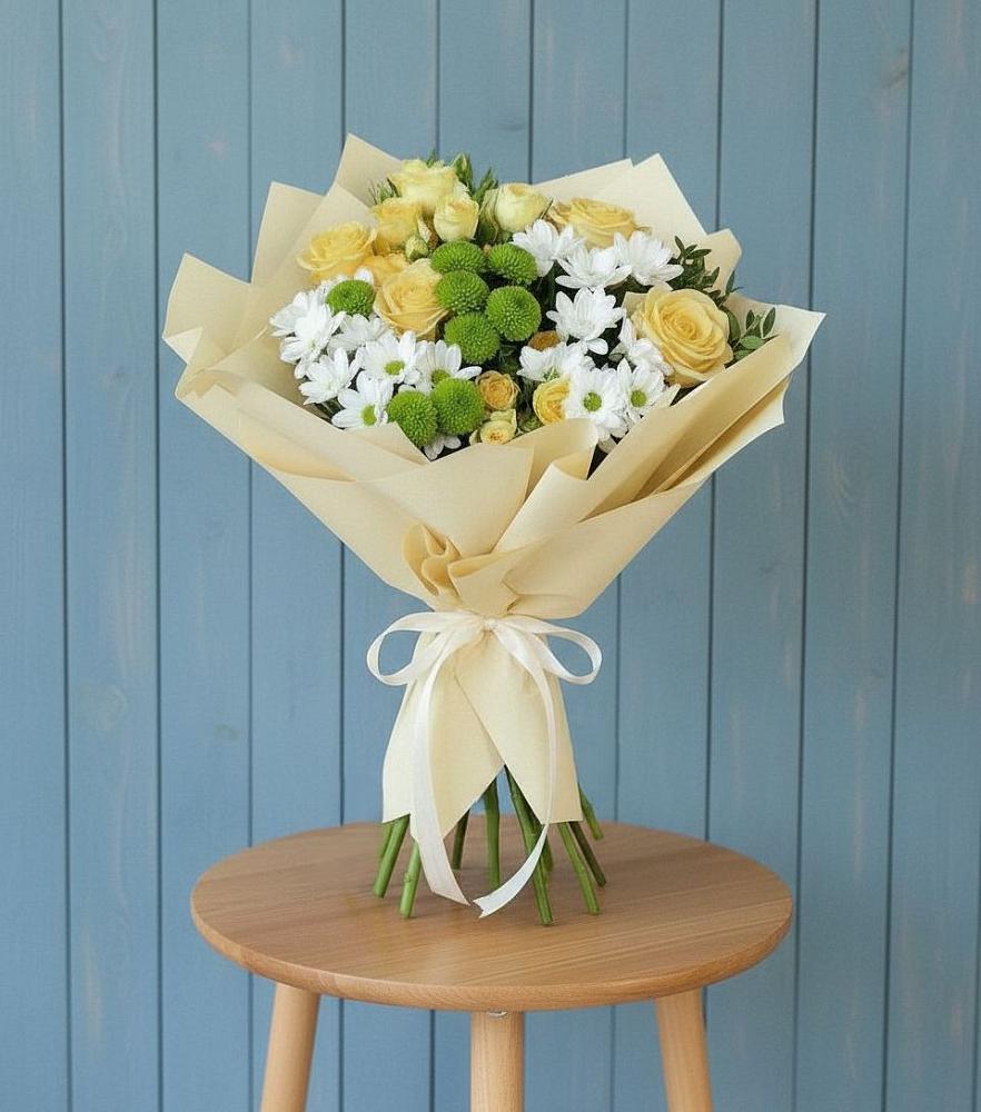 Букет цветов из: Хризантемы и Розы в Воронежском