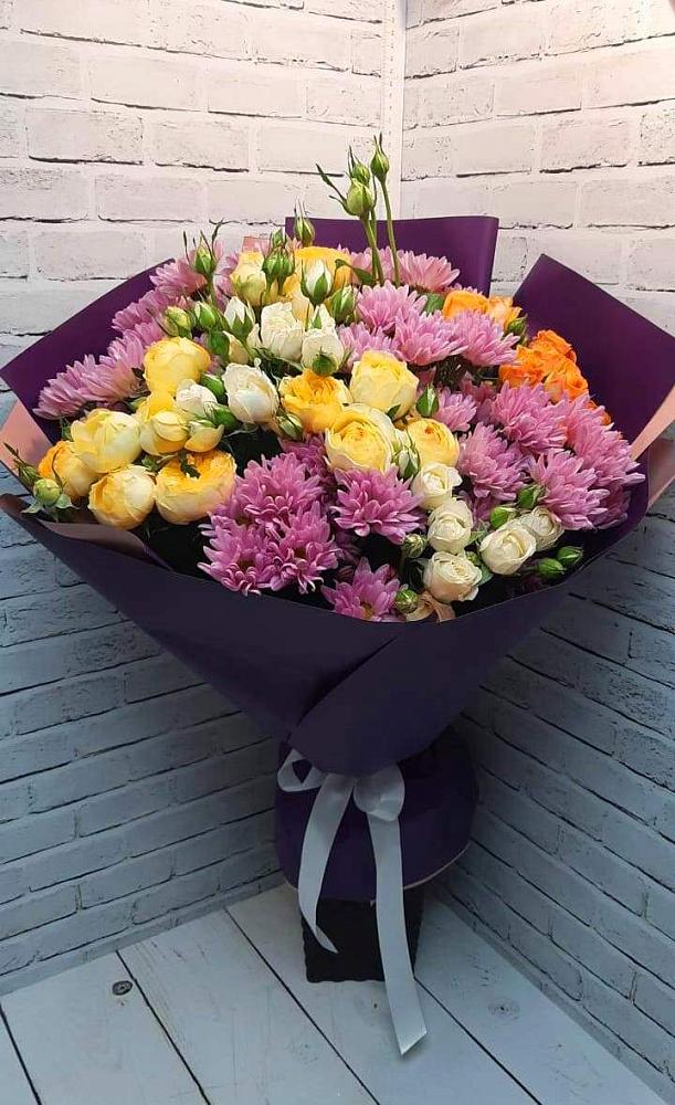 Букет цветов из: Хризантемы и Розы в Воронежском