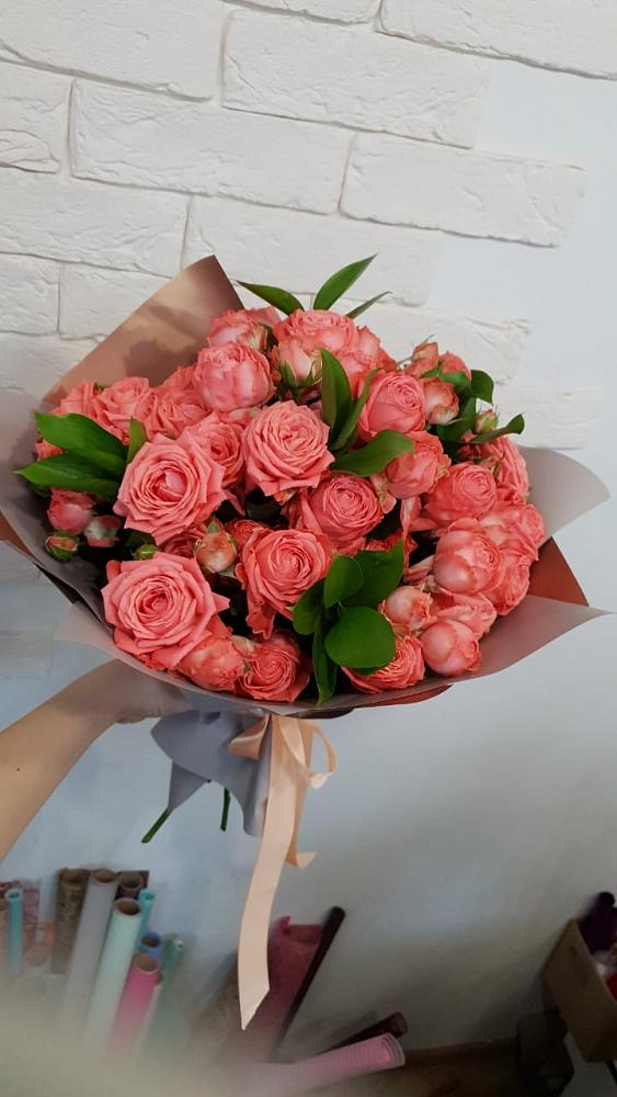 Букет цветов из: Розы в Воронежском