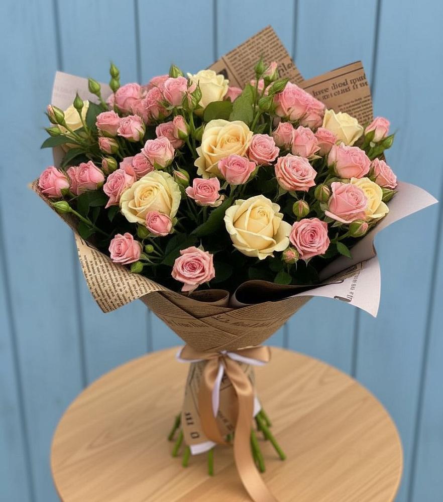 Букет цветов из: Розы в Воронежском