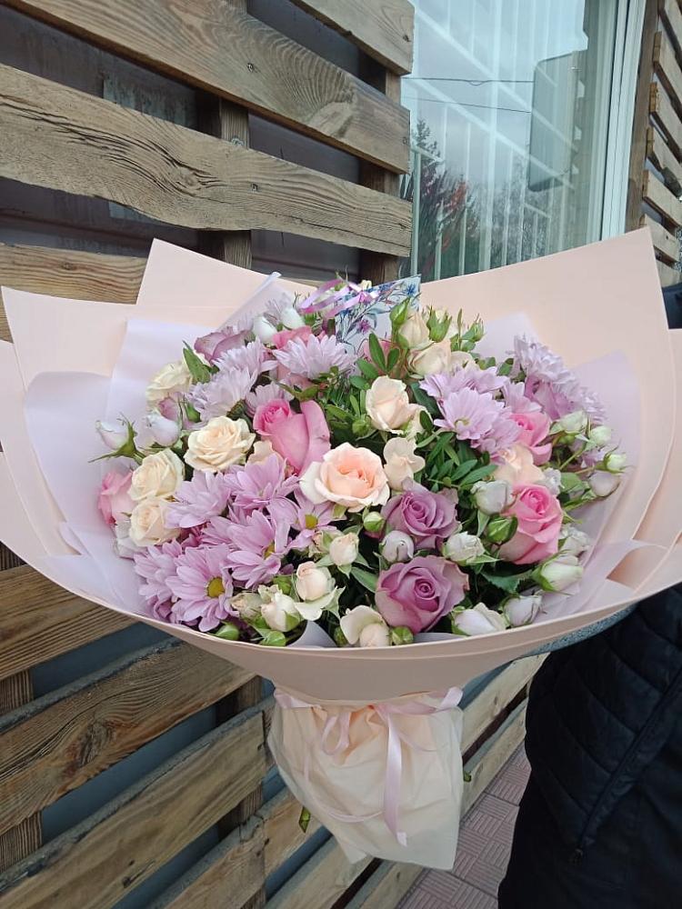 Букет цветов из: Розы и Хризантемы в Воронежском