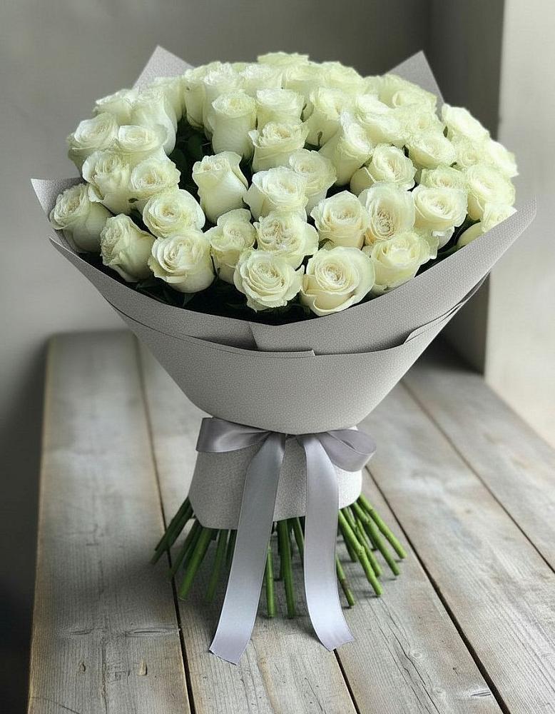 Букет 35 Белых роз в Воронежском