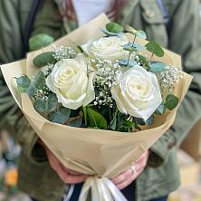 Букет цветов из:  Розы в Воронежском