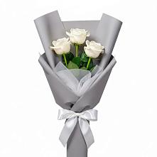 Букет 3 белые розы в Воронежском
