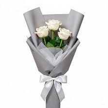Букет 3 белые розы в Воронежском