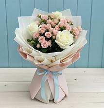 Букет цветов из:  Розы в Воронежском