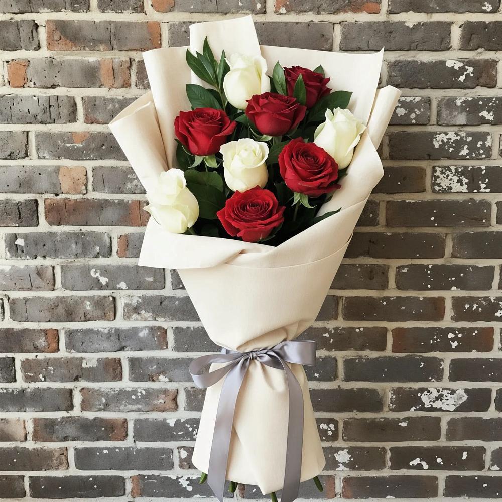 Букет цветов из: Розы в Воронежском