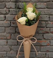 Букет цветов из:  Розы в Воронежском