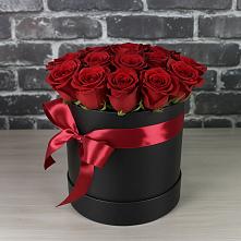 Цветочная композиция из Розы в шляпной коробке в Воронежском