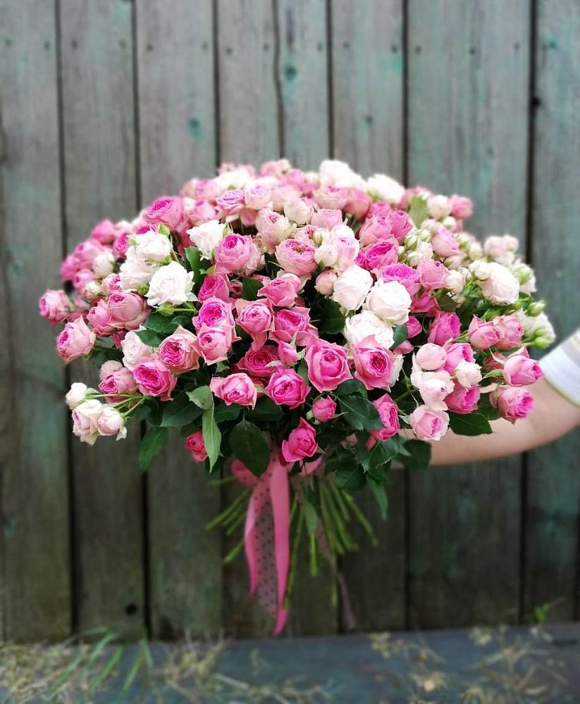 Букет Розовые кустовые розы Натали и Лав Лидия в Воронежском