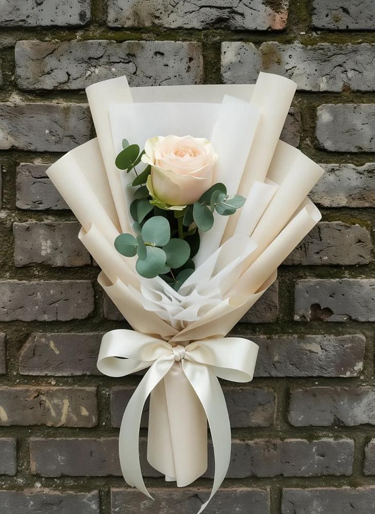 Букет цветов из: Розы в Воронежском