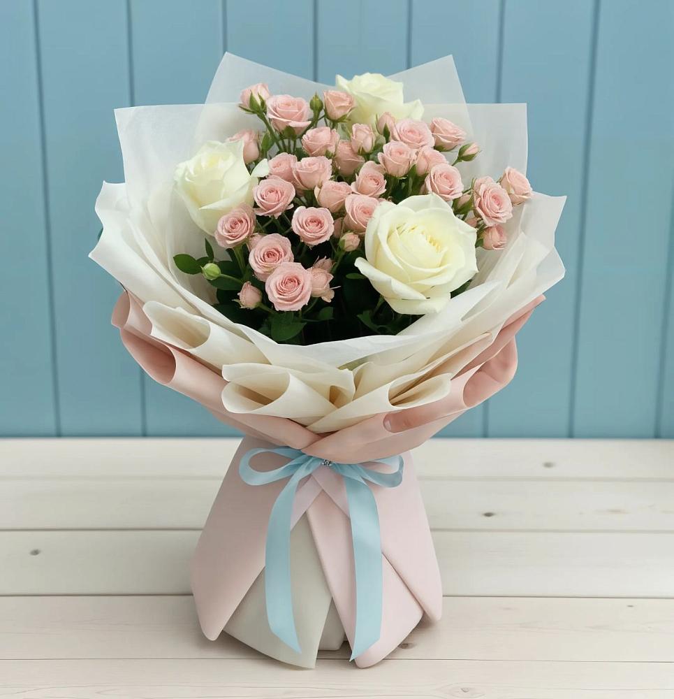 Букет цветов из: Розы в Воронежском