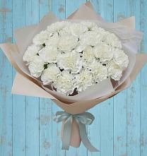 Букет цветов из:  Гвоздики в Воронежском