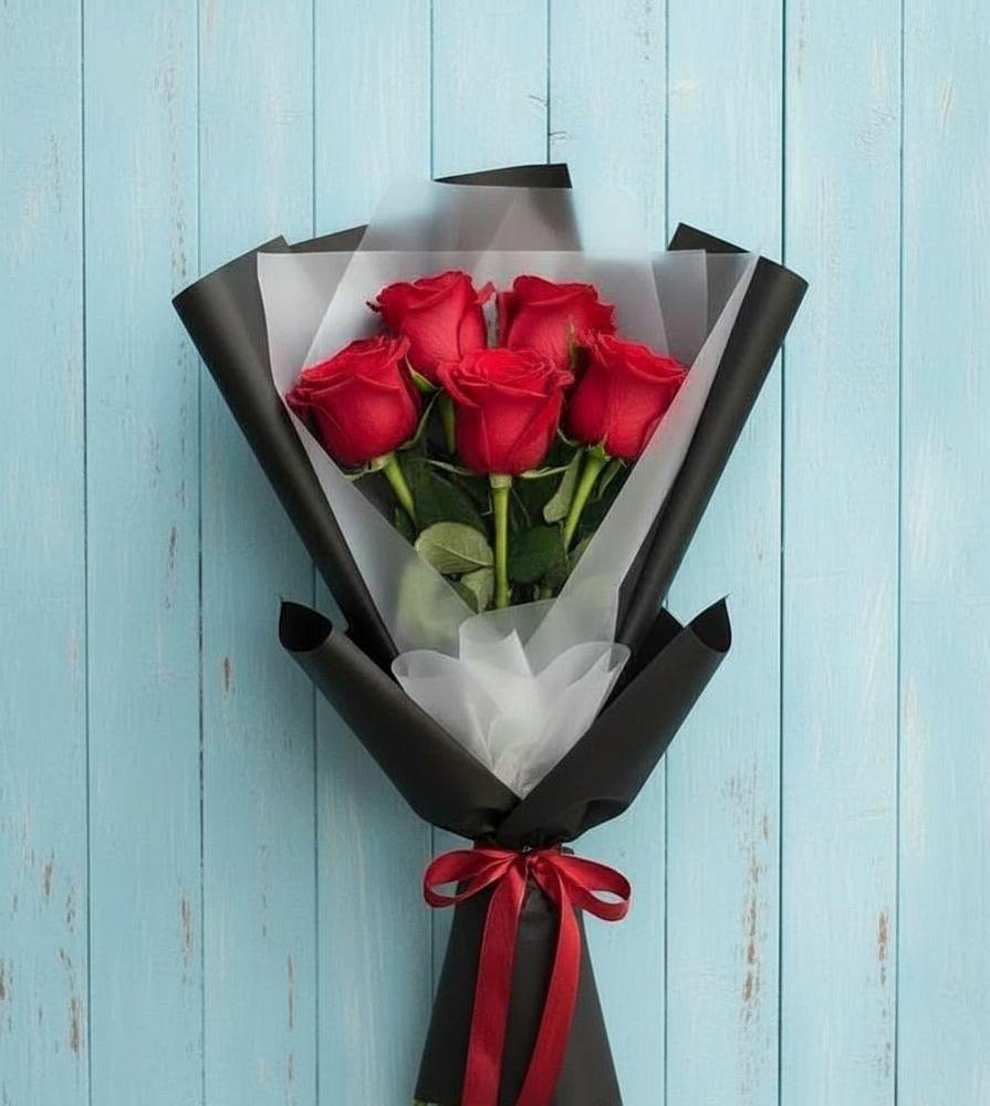 Букет цветов из: Розы в Воронежском