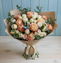 Букет цветов из:  Альстромерии и Розы в Воронежском